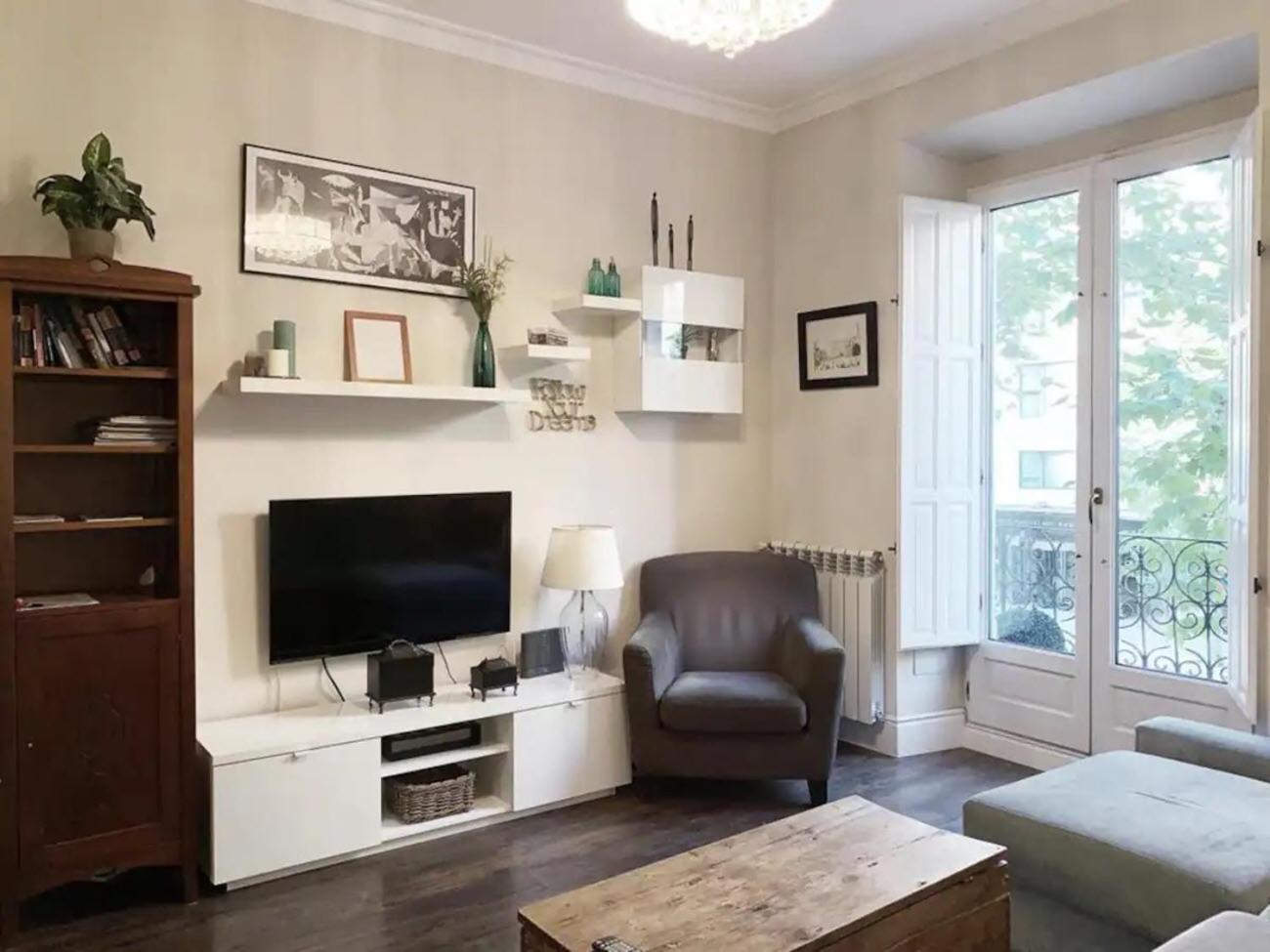 Apartamento Atocha Madrid Centro Ave Muy Grande エクステリア 写真